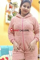 I am girl Darct call 7667715579