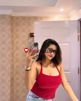 Call Girls In Azadpur Delhi ≽ 乂9818470885乂 ≼