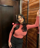 Call Girls in Mohan Nagar, Ghaziabad | 9818470885