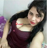 Kaushambi Model call Girls Near Radisson Blu Hotel