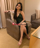 Call Girls in Gaur City Mall Noida | 9711911712