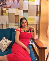 Call girls in Tis Hazari Delhi | 9818470885
